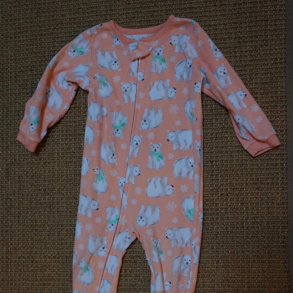 Girls Size 2T Carter's 1-piece Flannel Peach-Coloured PJs with Polar Bears - Picture 1 of 3